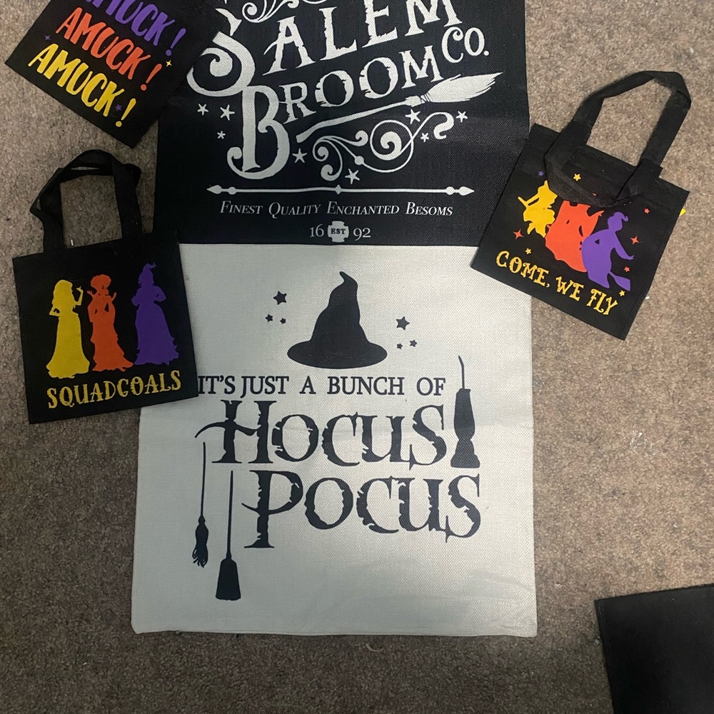 Hocus Pocus - Picture 2 of 2